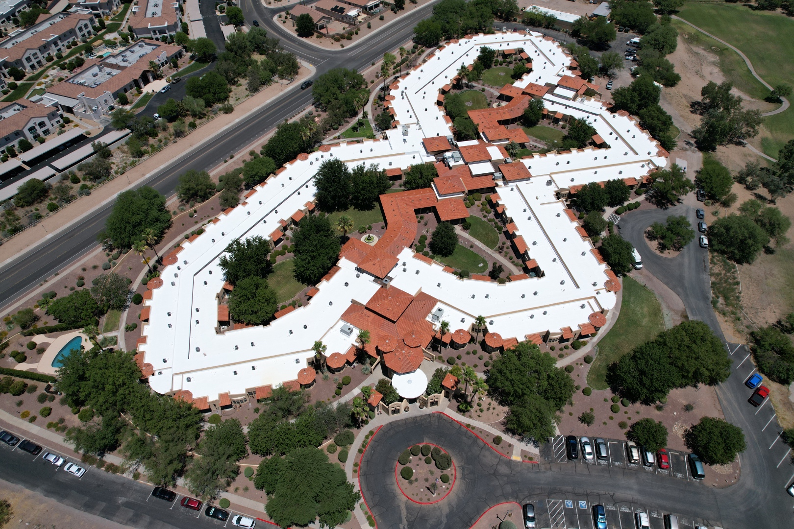 Large completed Arizona commercial flat roof system by W&D Roofing